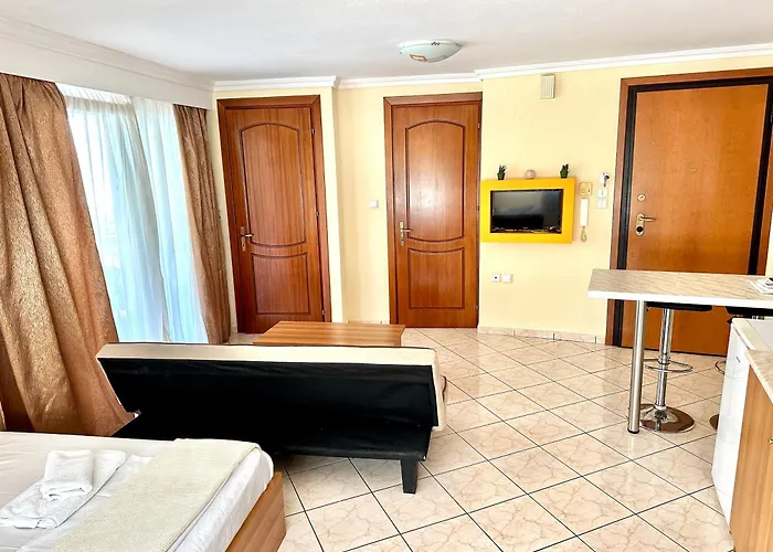 Omonias דירה קאבאלה